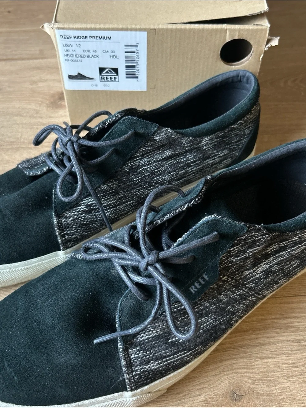 Reef Men’s Low-Top Sneakers in Black‎ and Gray